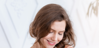 Flaxseed Oil for Hair – 10 Best With Uses and Benefits flaxseed oil for hair