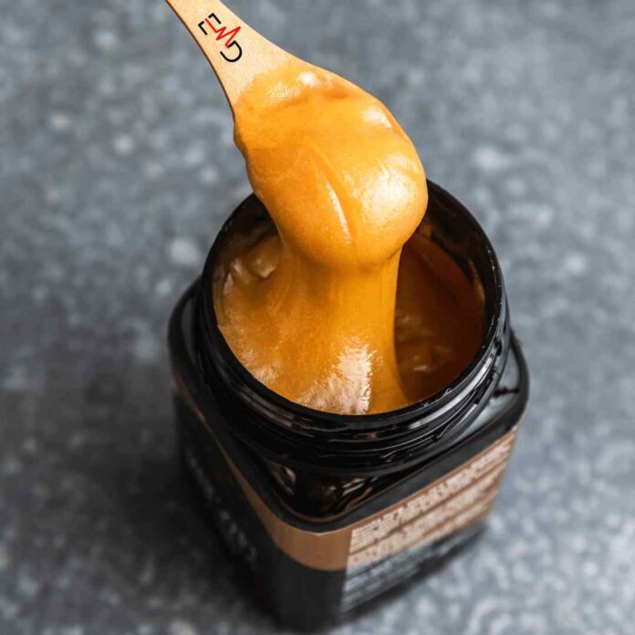 Untitled design Top 7 Raw Manuka Honey Brands: Best Manuka Honey Options in 2024
